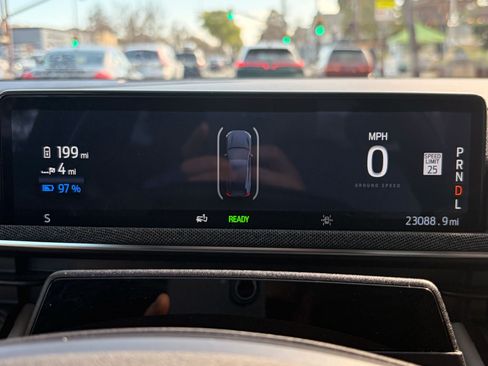 Used 2023 Ford Mustang Mach-E Premium image 13