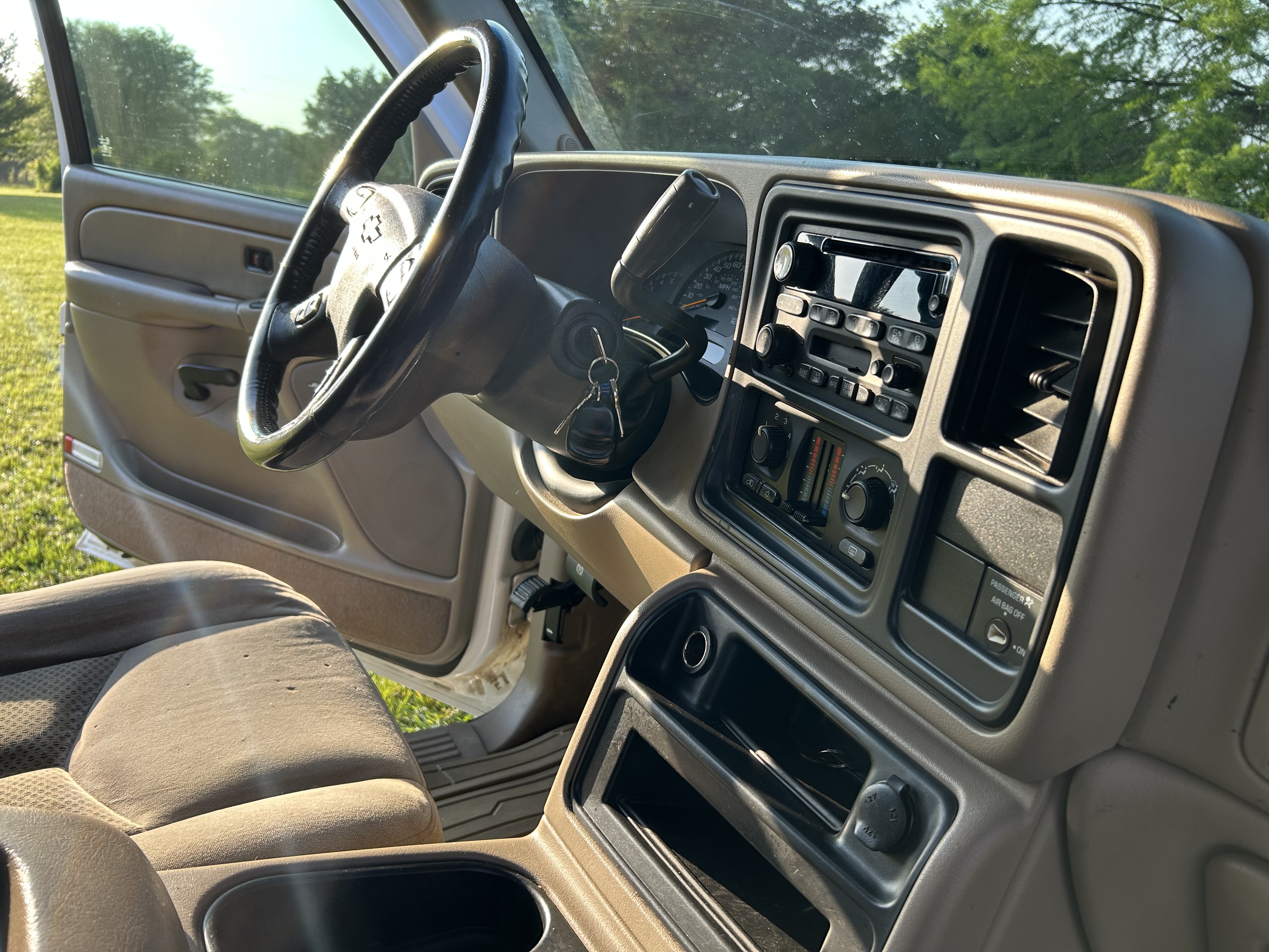 Used 2004 Chevrolet Silverado 2500 2WD Extended Cab image 5
