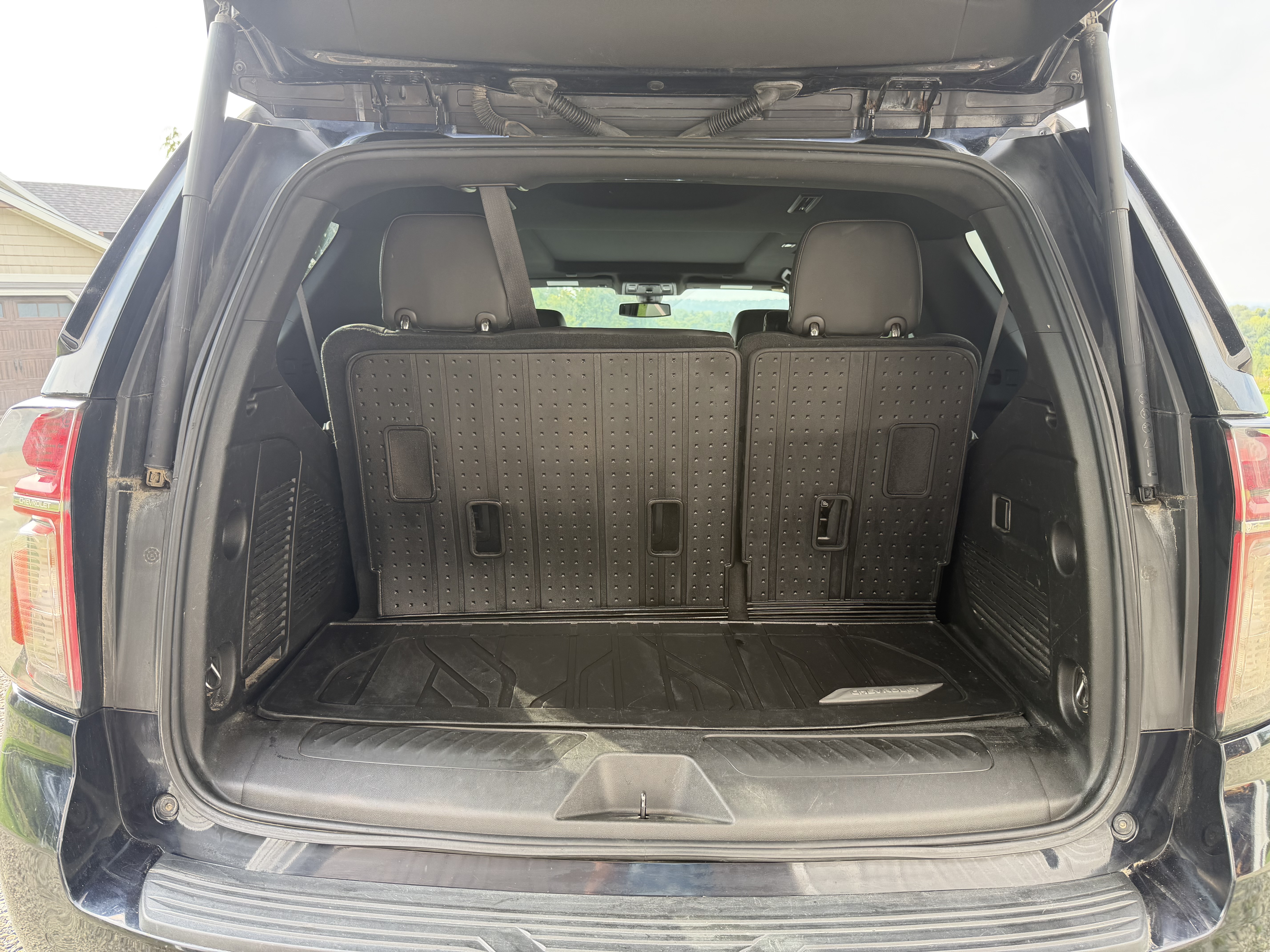 Used 2021 Chevrolet Tahoe LT AWD/4WD image 14