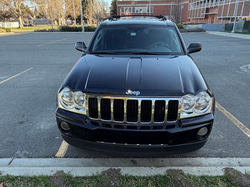 Used 2007 Jeep Grand Cherokee Limited w/ Trailer Tow Group IV image 6