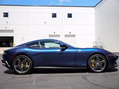 Used 2022 Ferrari Roma image 31