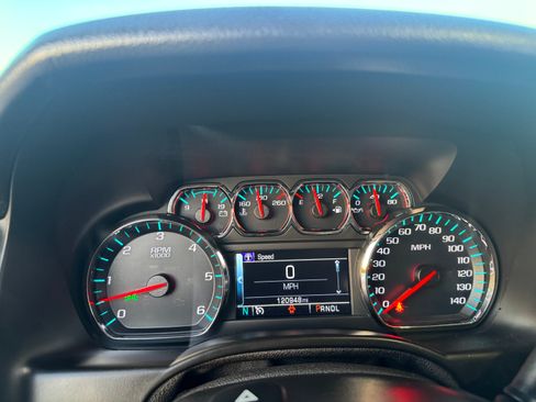 Used 2018 GMC Yukon SLT w/ Premium Edition image 12