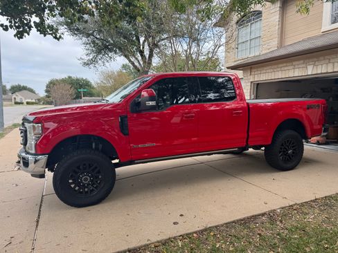 Used 2020 Ford F250 Lariat w/ Lariat Ultimate Package image 2