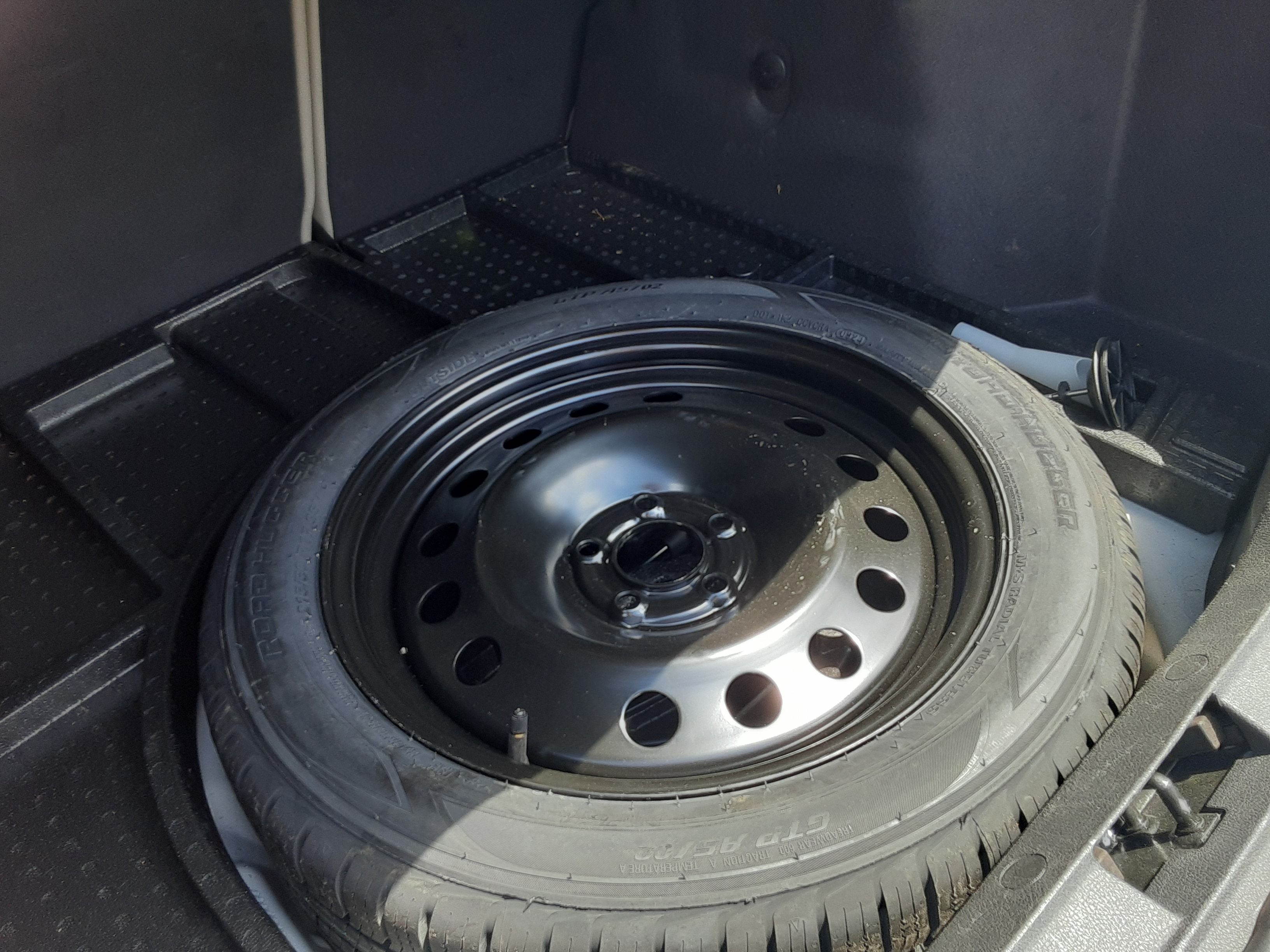 Used 2012 Ford Focus SEL FWD image 16