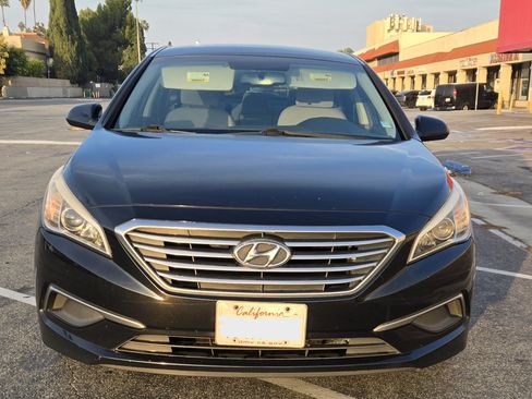 Used 2016 Hyundai Sonata SE w/ Cargo Package image 2