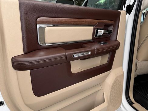 Used 2015 RAM 1500 Laramie w/ Convenience Group image 14