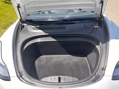 Used 2018 Tesla Model 3 Long Range image 6