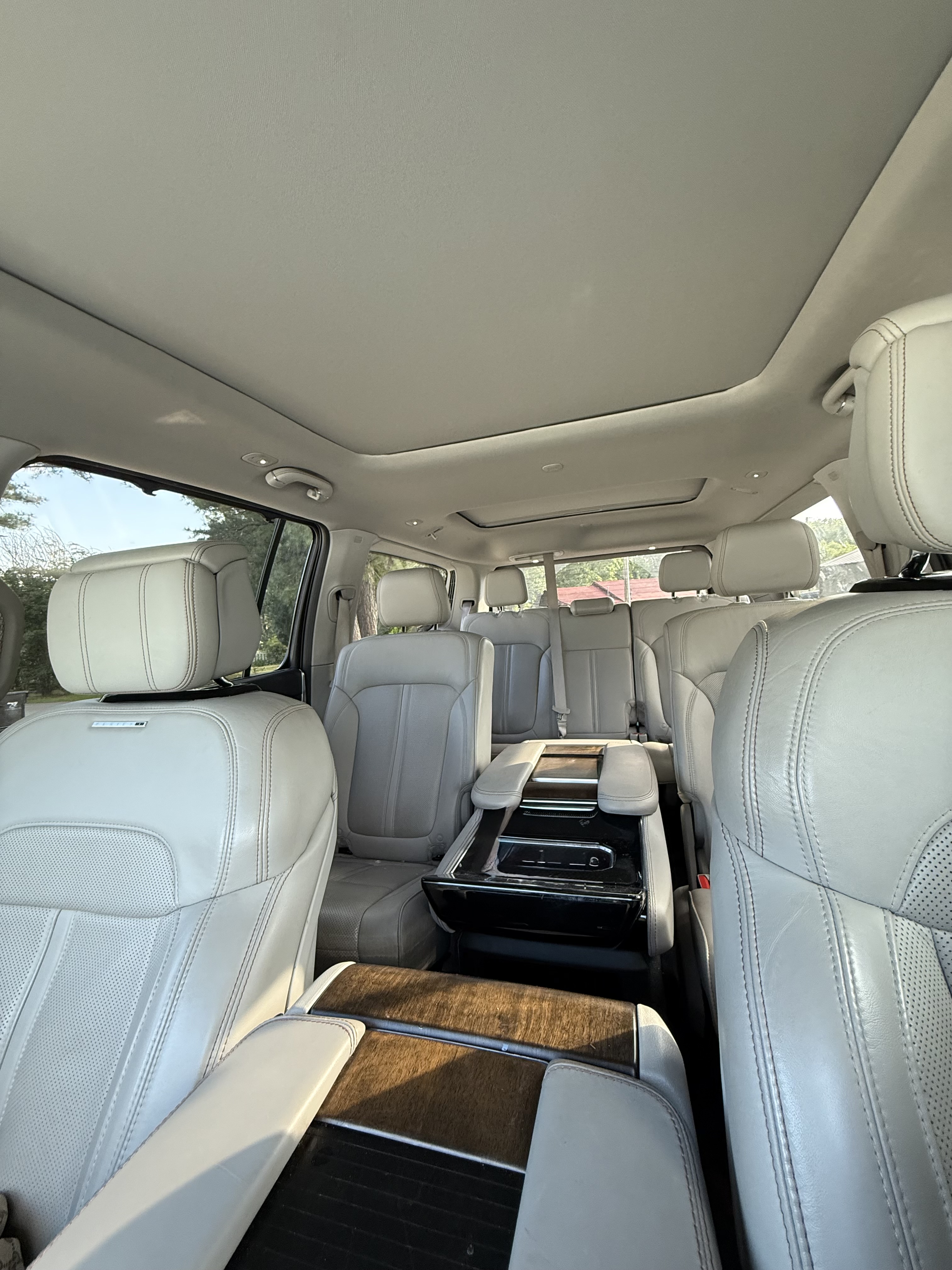 Used 2022 Jeep Grand Wagoneer Series I AWD/4WD image 9