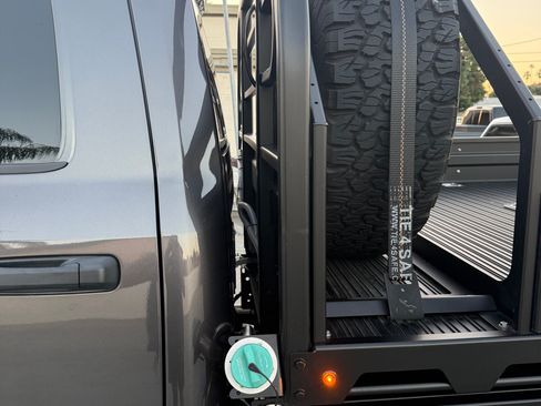 Used 2023 RAM 3500 Tradesman w/ Convenience Group image 4