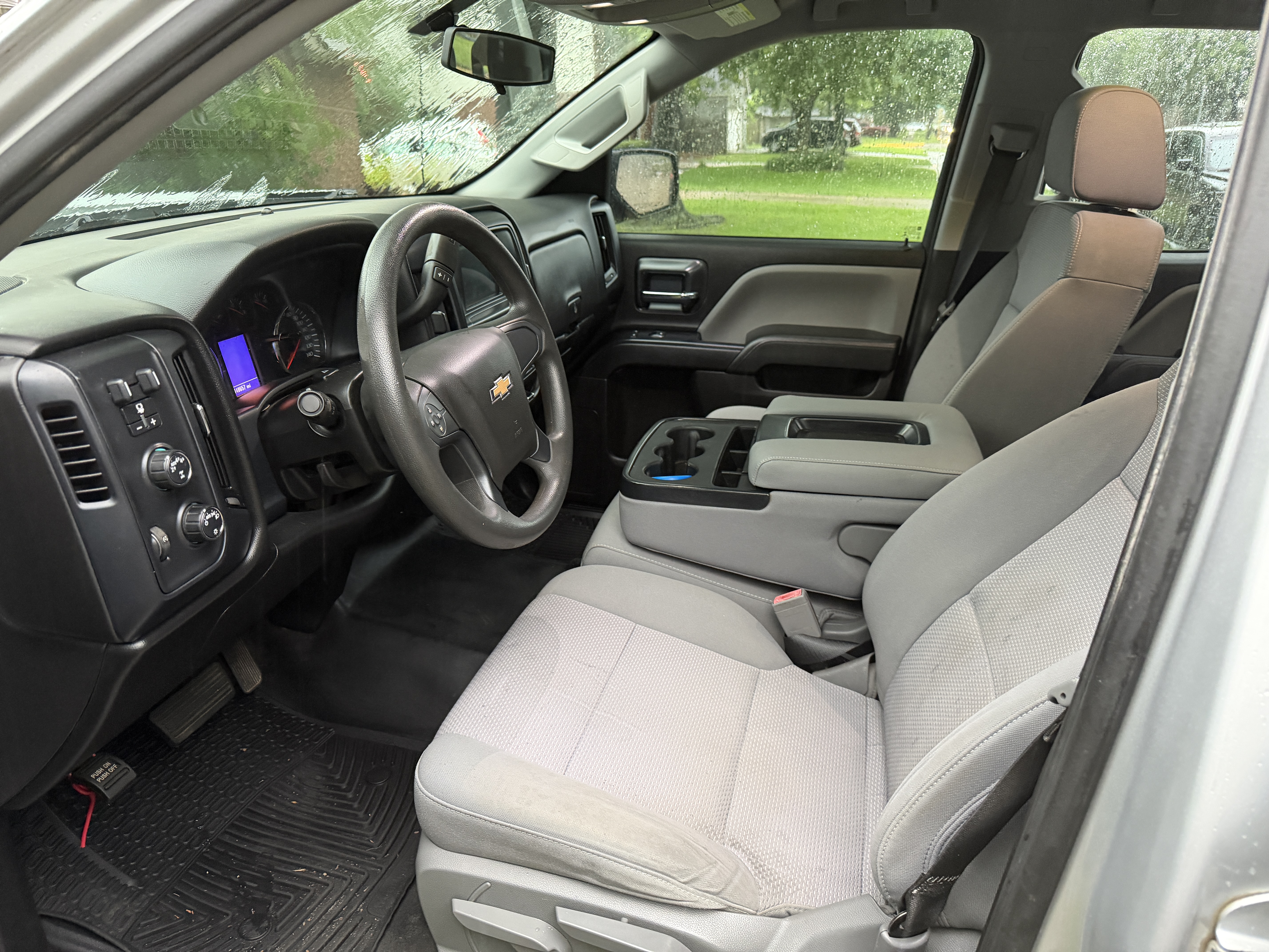 Used 2018 Chevrolet Silverado 1500 W/T w/ Trailering Package AWD/4WD image 11