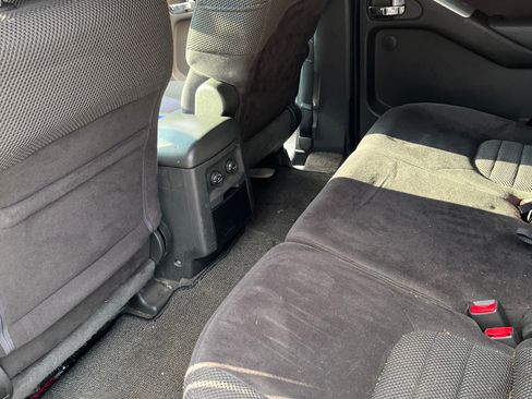 Used 2008 Nissan Pathfinder SE w/ Premium Pkg image 8