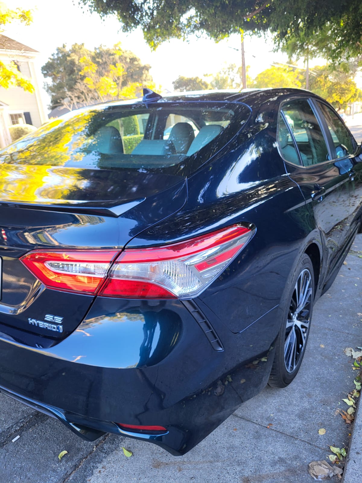 Used 2019 Toyota Camry SE FWD image 27