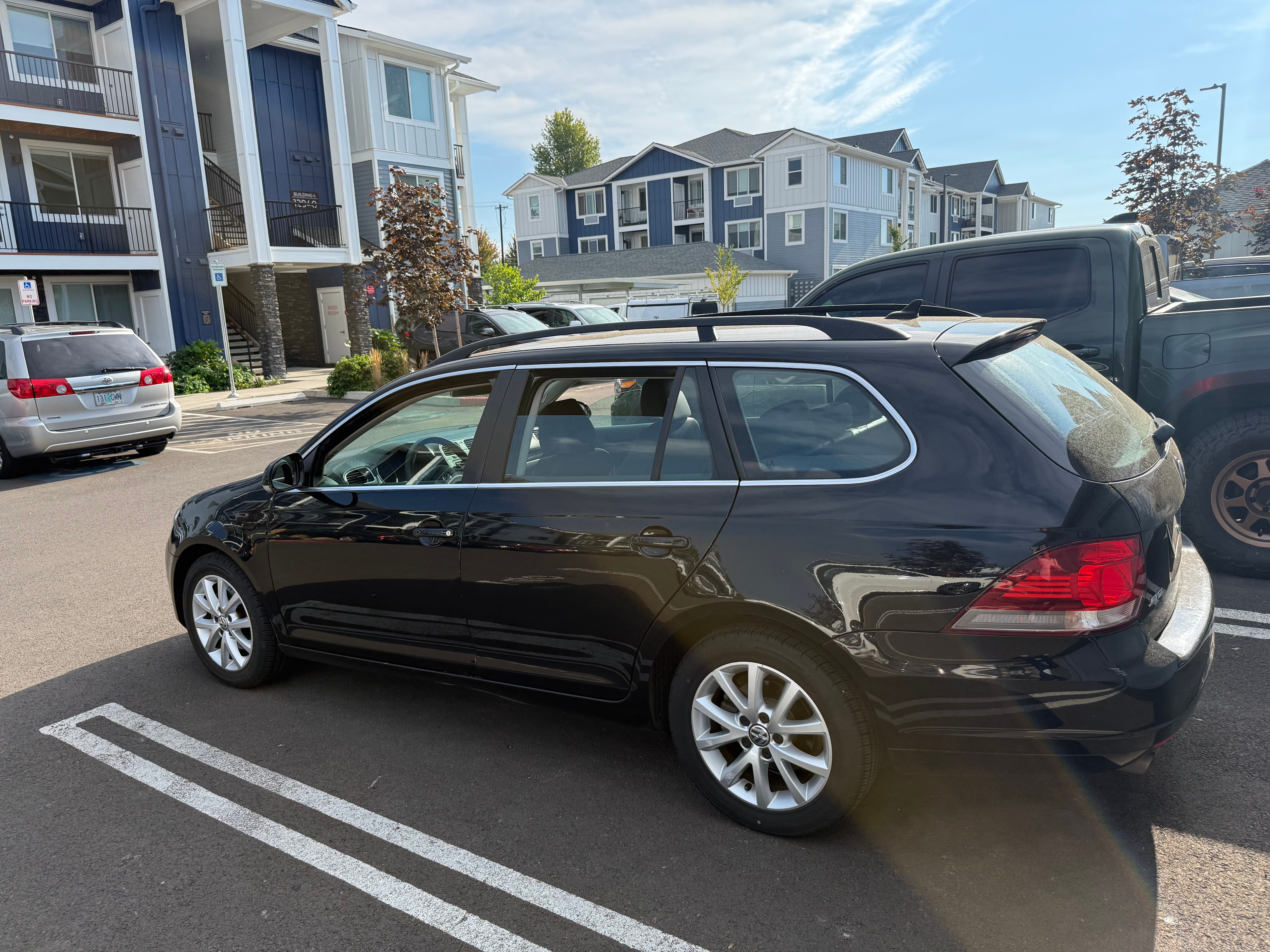 Used 2013 Volkswagen Jetta SE FWD image 25