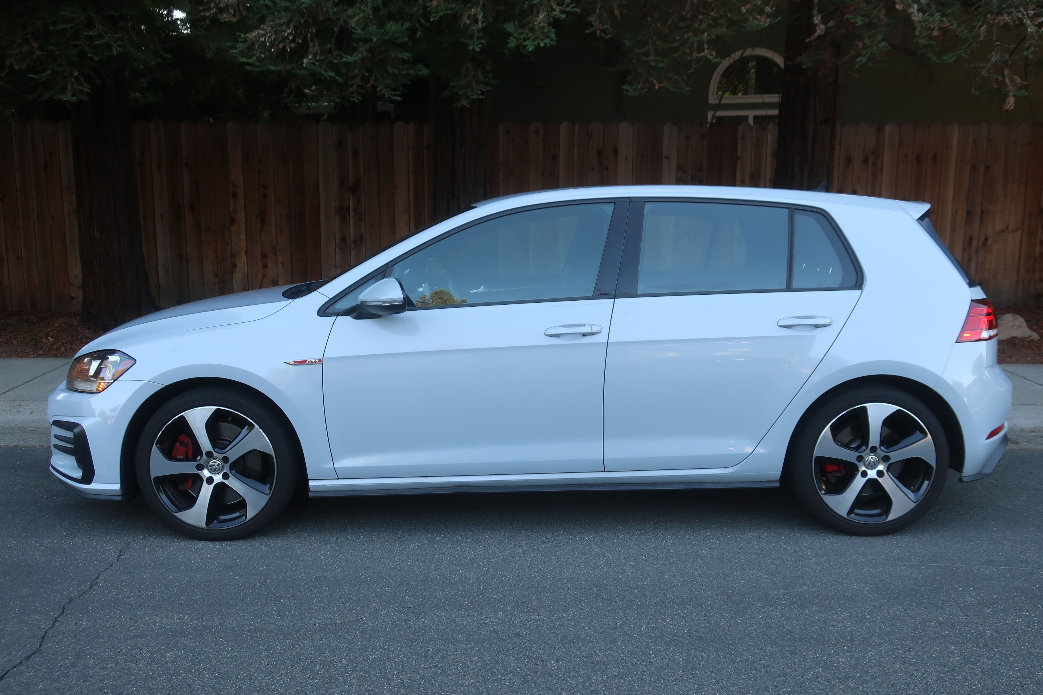Used 2019 Volkswagen GTI S FWD image 2