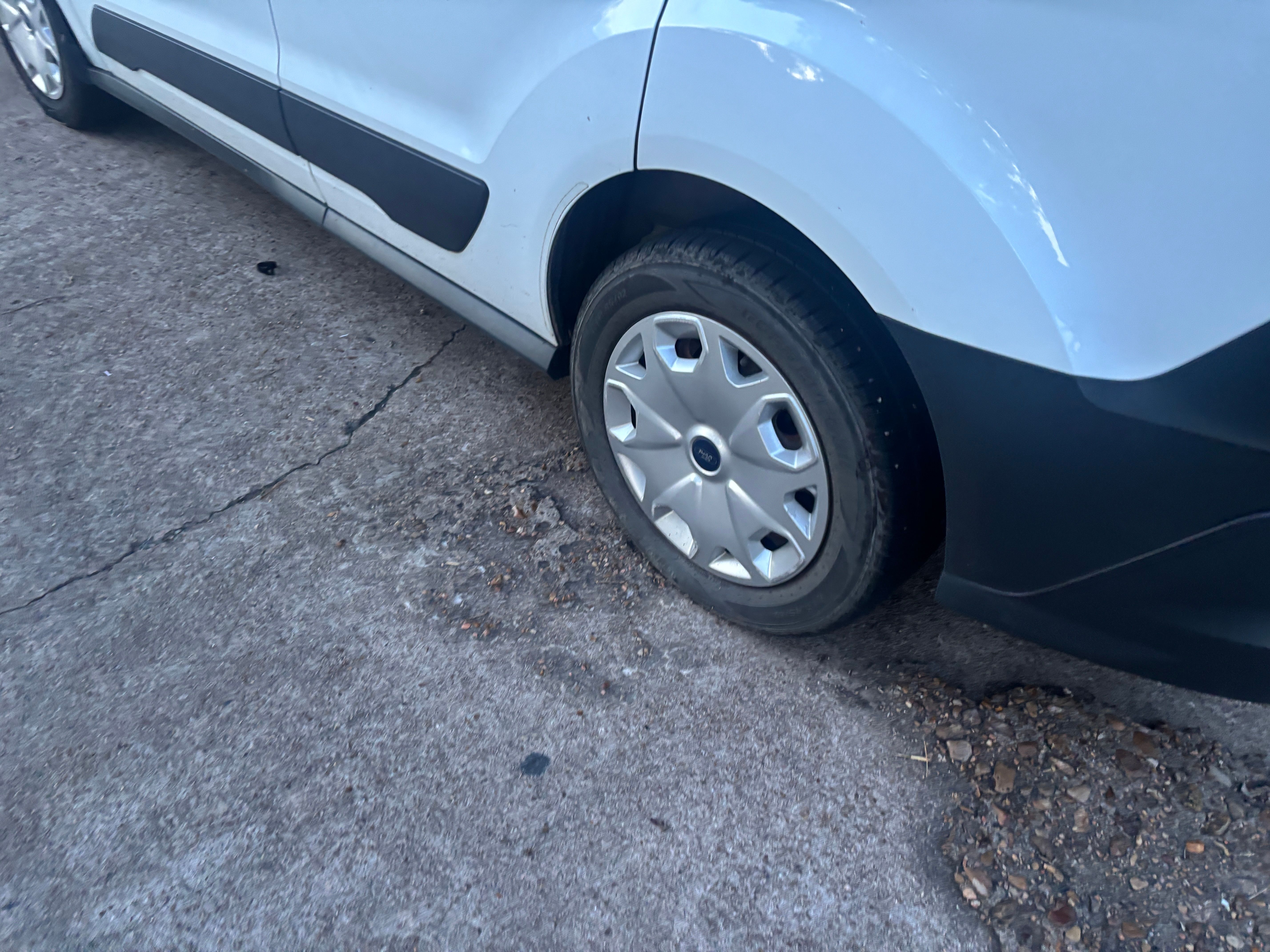 Used 2018 Ford Transit Connect XL FWD image 11