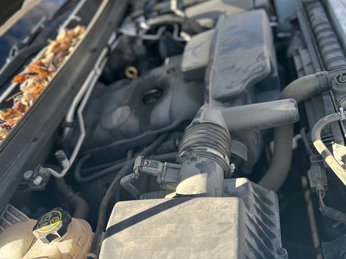 Used 2021 Chevrolet Colorado LT image 17