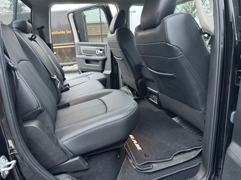 Used 2018 RAM 2500 Laramie w/ Sport Appearance Group image 10