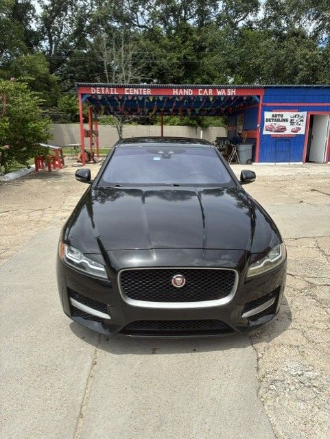 Used 2016 Jaguar XF R-Sport RWD image 4