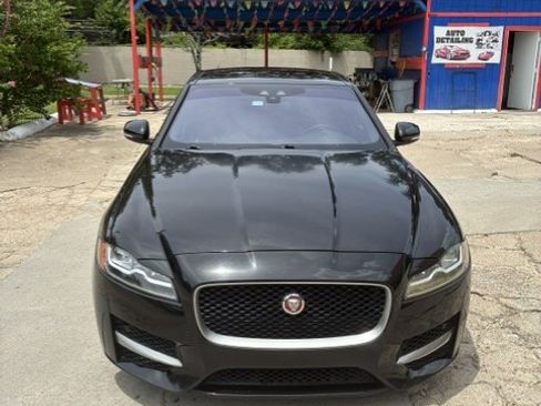 Used 2016 Jaguar XF R-Sport RWD image 4