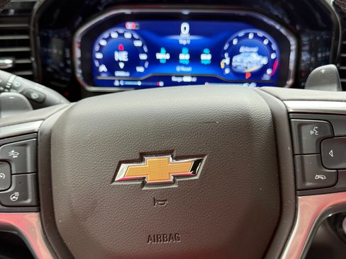 Used 2025 Chevrolet Silverado 1500 LTZ w/ LTZ Premium Package image 12