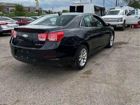 Used 2015 Chevrolet Malibu LT w/ Power Convenience Package FWD image 9