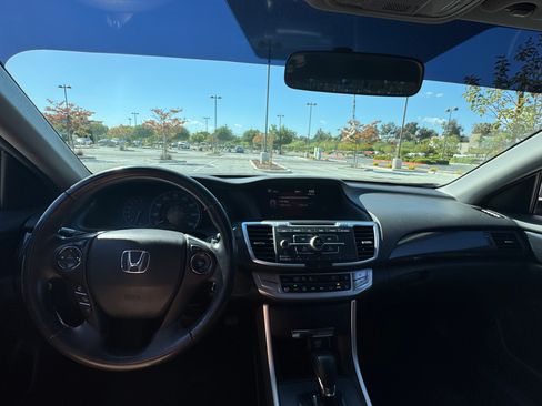 Used 2014 Honda Accord Sport image 13