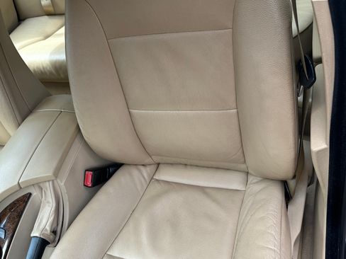 Used 2007 BMW 530xi Sedan AWD/4WD image 9