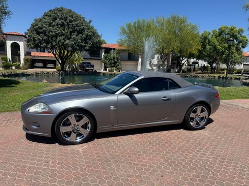 Used 2008 Jaguar XK Convertible RWD image 1