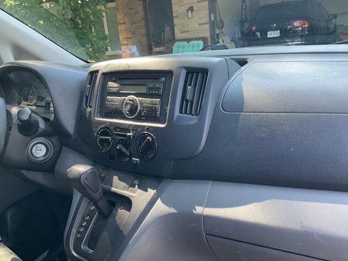Used 2016 Nissan NV200 S FWD image 6