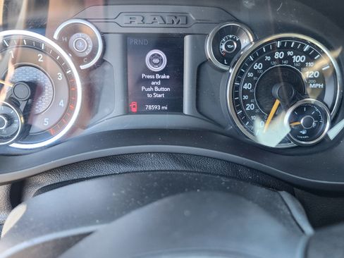 Used 2021 RAM 2500 Big Horn AWD/4WD image 1
