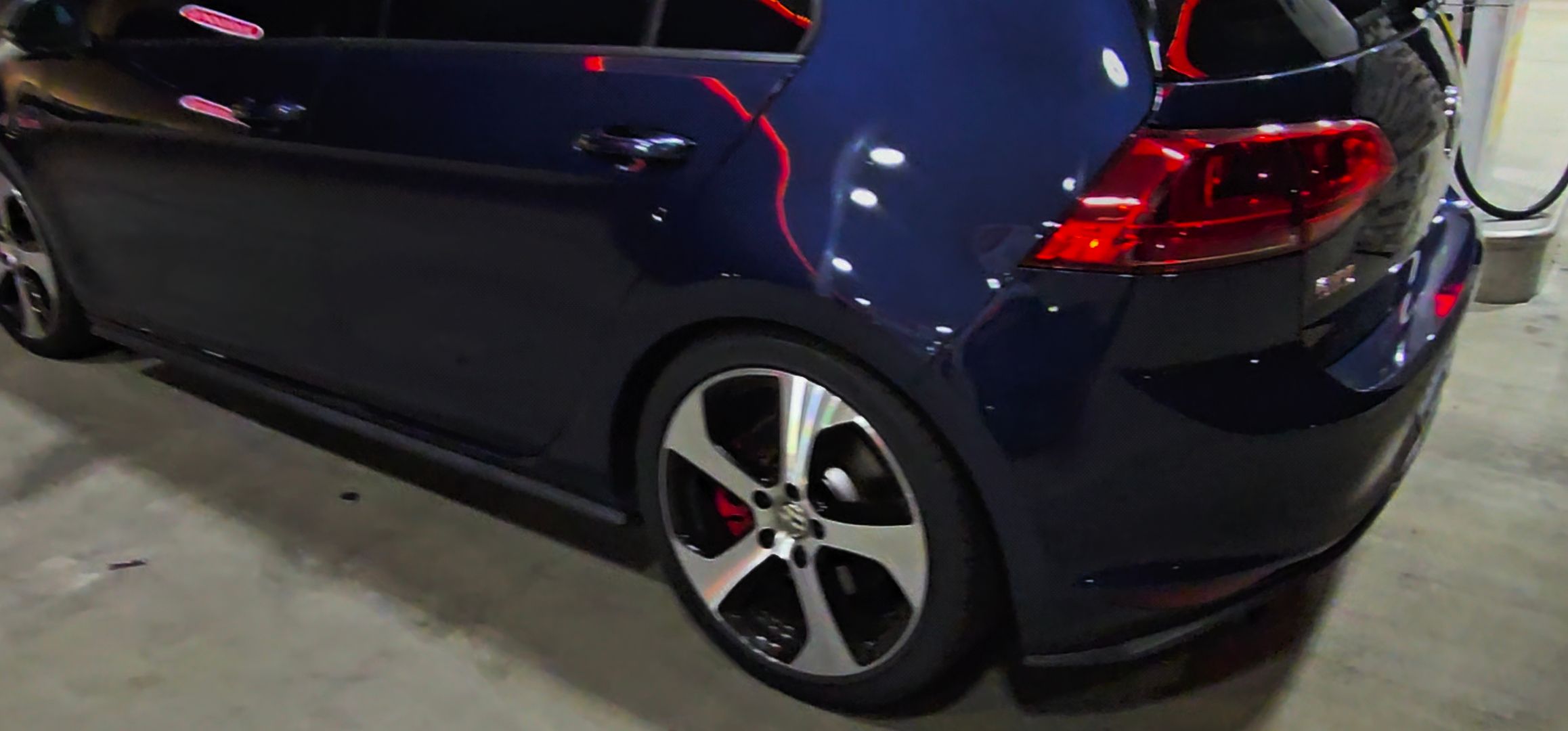 Used 2016 Volkswagen GTI Autobahn w/ Lighting Package (SEL) FWD image 12