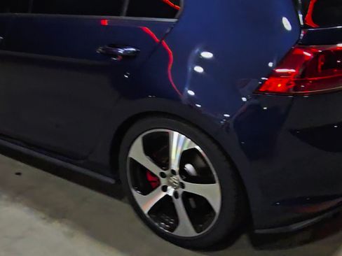 Used 2016 Volkswagen GTI Autobahn w/ Lighting Package (SEL) image 12