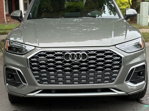 Used 2024 Audi Q5 2.0T Premium Plus w/ Premium Plus Package image 9