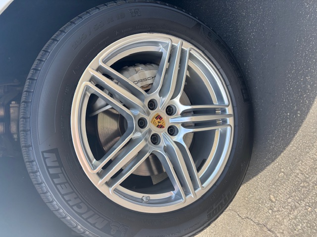 Used 2015 Porsche Macan S AWD/4WD image 6
