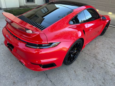 Used 2021 Porsche 911 Turbo S image 4