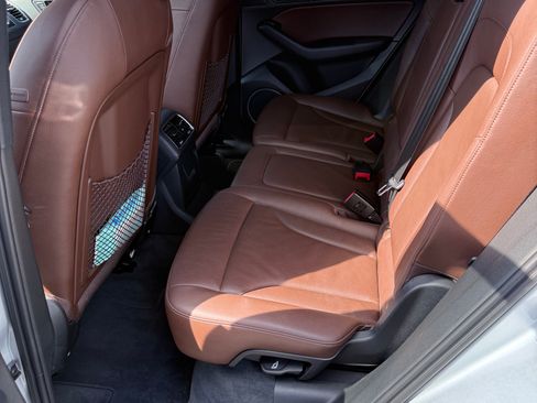 Used 2014 Audi Q5 3.0T Prestige image 16