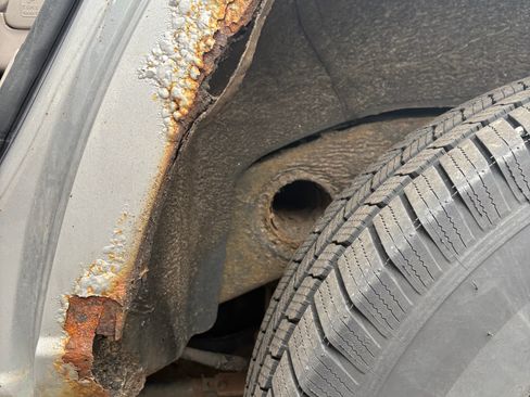 Used 2007 Toyota Sequoia SR5 image 13