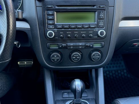 Used 2006 Volkswagen GTI 2.0T 2-Door image 15