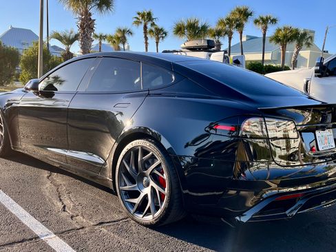 Used 2026 Tesla Model S Plaid AWD/4WD image 15