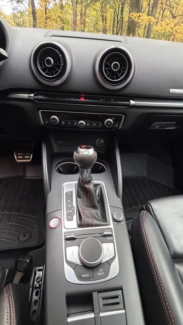 Used 2018 Audi RS 3 AWD/4WD image 15