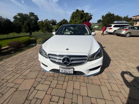 Used 2014 Mercedes-Benz E 250 BlueTEC Sedan image 13