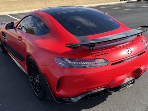 Used 2020 Mercedes-Benz AMG GT R image 32