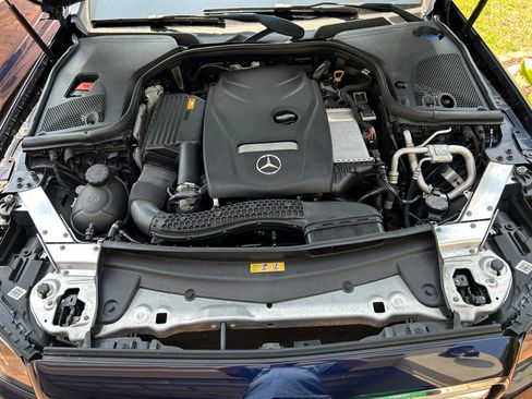 Used 2018 Mercedes-Benz E 300 image 14