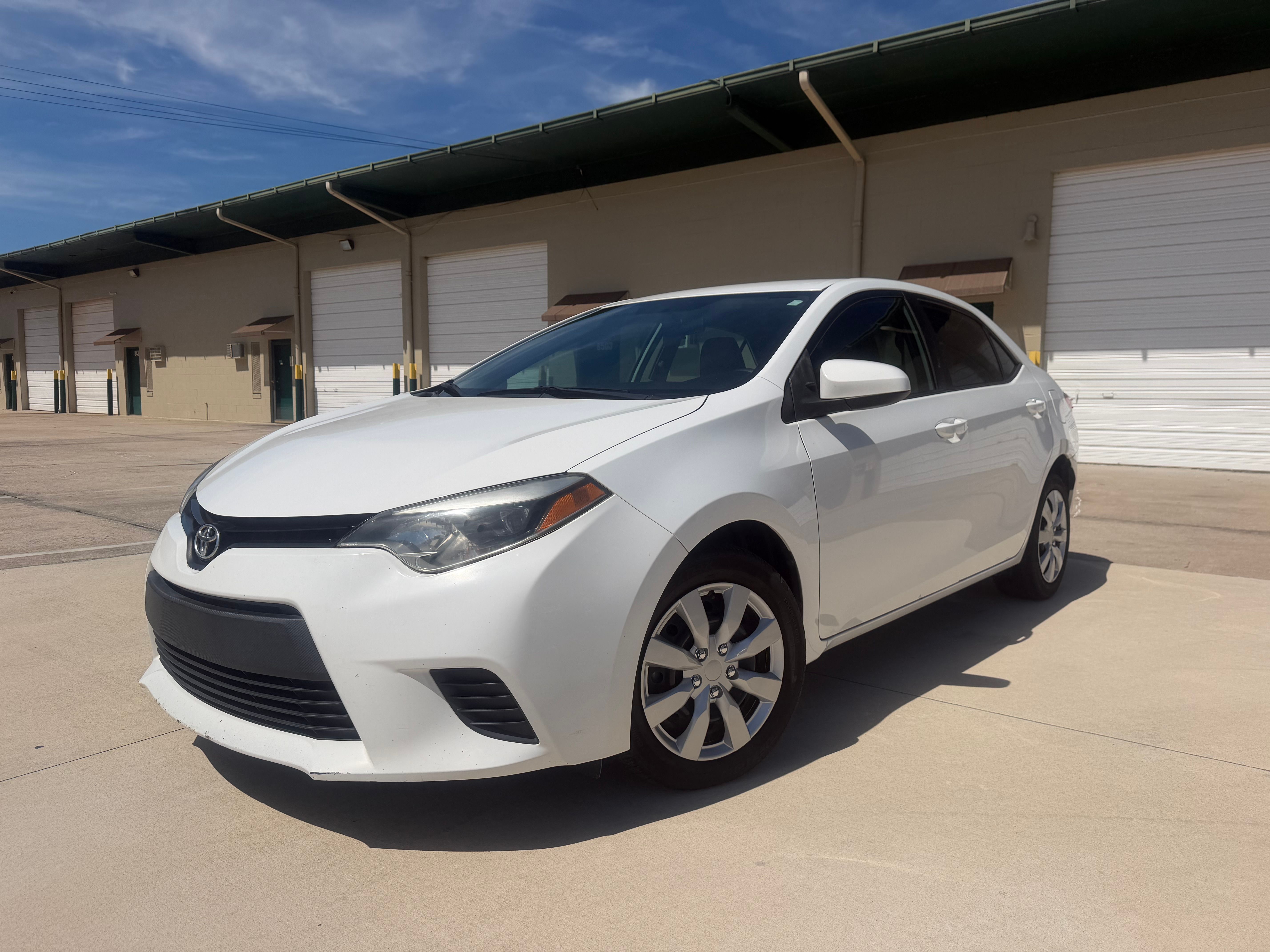 Used 2014 Toyota Corolla LE FWD image 4
