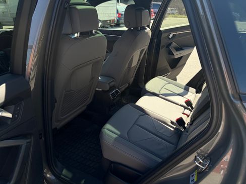 Used 2021 Audi Q3 2.0T Premium Plus image 15