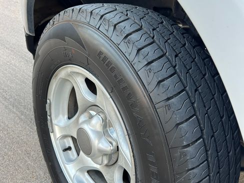 Used 1997 Ford F150 2WD SuperCab image 8