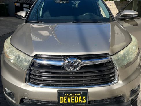 Used 2015 Toyota Highlander Plus image 6
