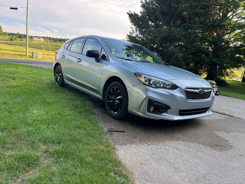 Used 2017 Subaru Impreza 2.0i AWD/4WD image 8