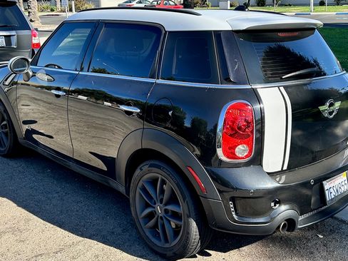 Used 2013 MINI Cooper Countryman S image 2