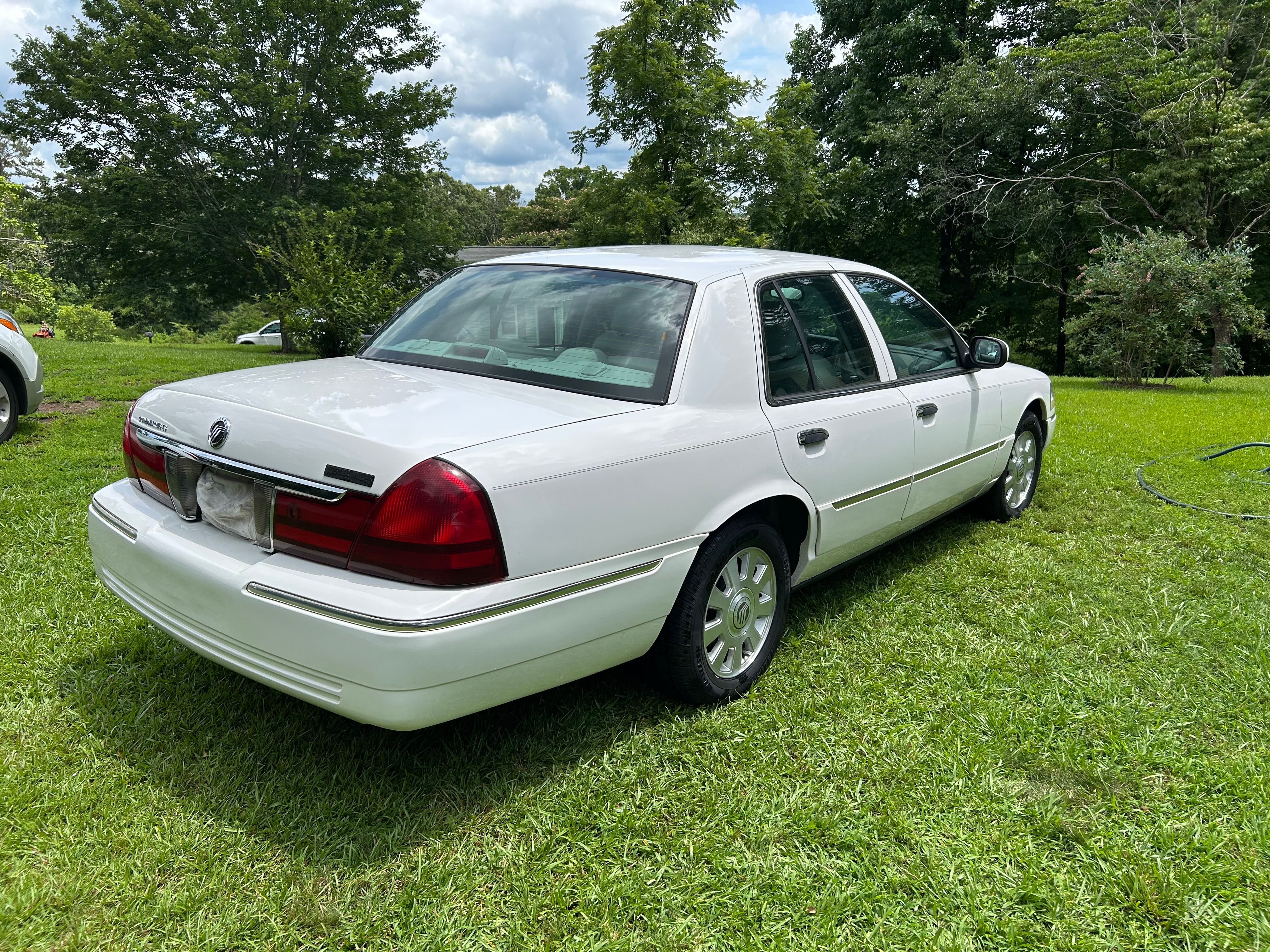 Used 2004 Mercury Grand Marquis LS RWD image 9
